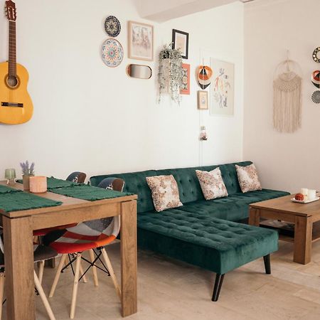 Villager'S Art Apartment Paradisi  ภายนอก รูปภาพ